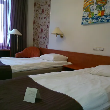 Hotel A1 Center 3*